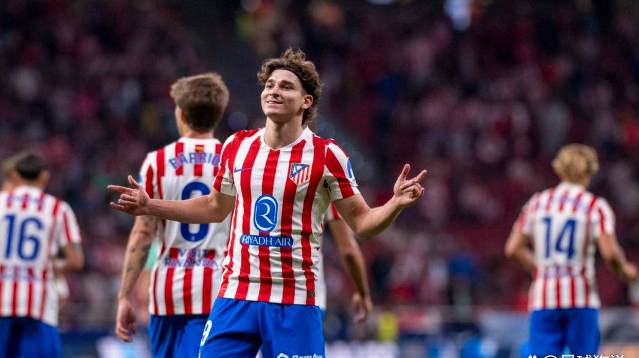 秘鲁逆转塞维利亚，阿尔瓦雷斯关键制胜