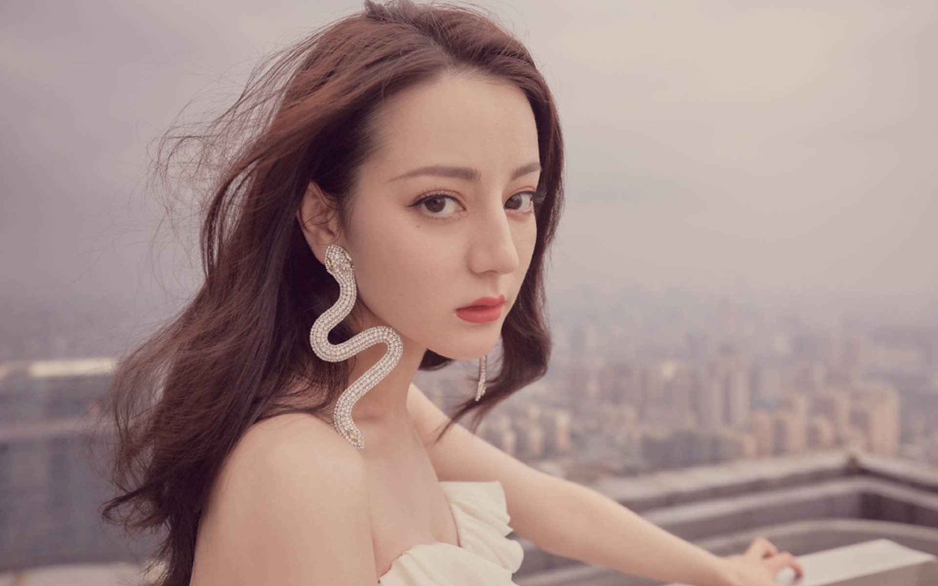 青春风暴教育传统豪强，马刺手术刀肢解雄鹿，一场关于篮球本质的完胜