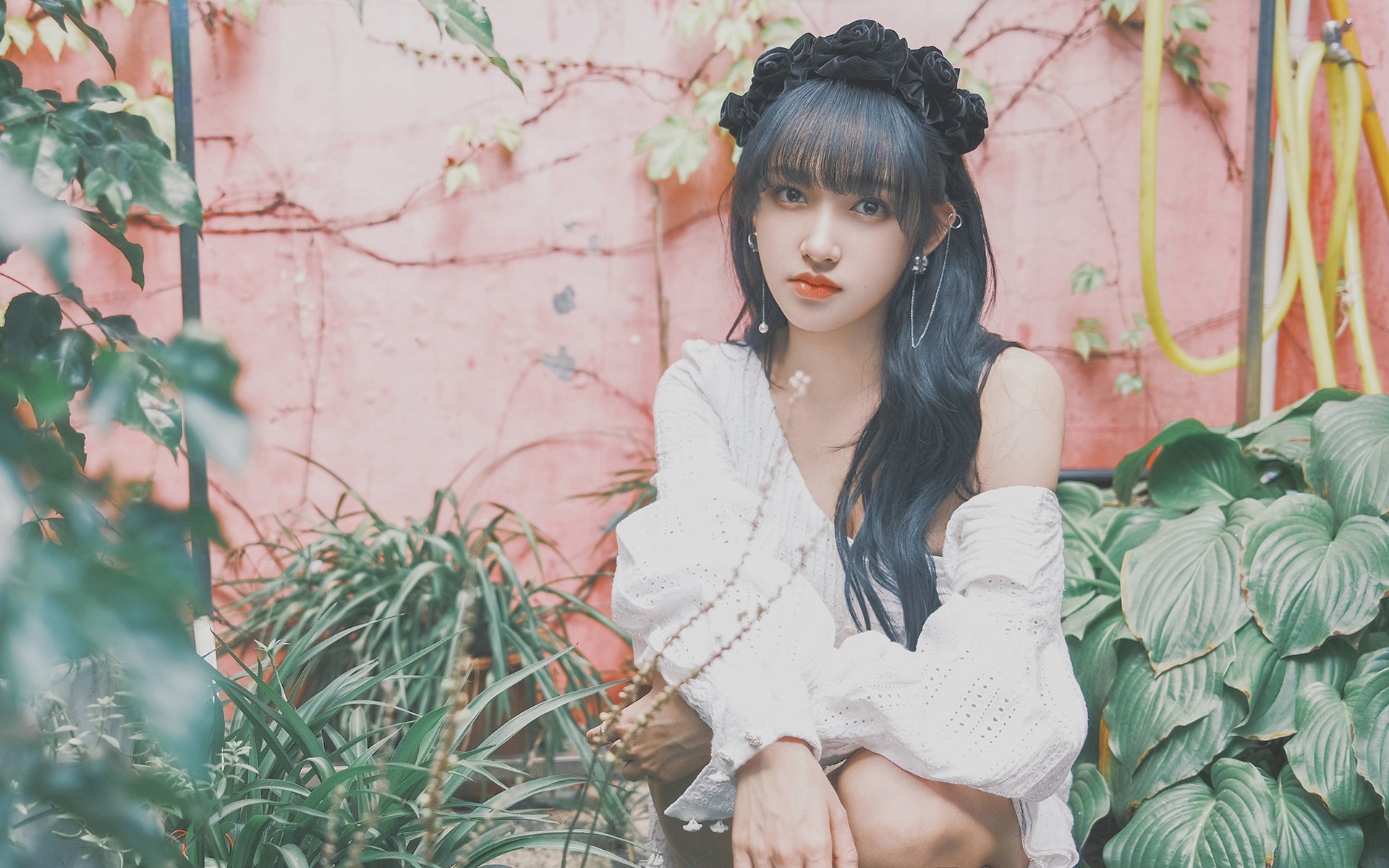 底特律铁幕降临,活塞窒息式防守绞杀黄蜂,米切尔末节封神定乾坤